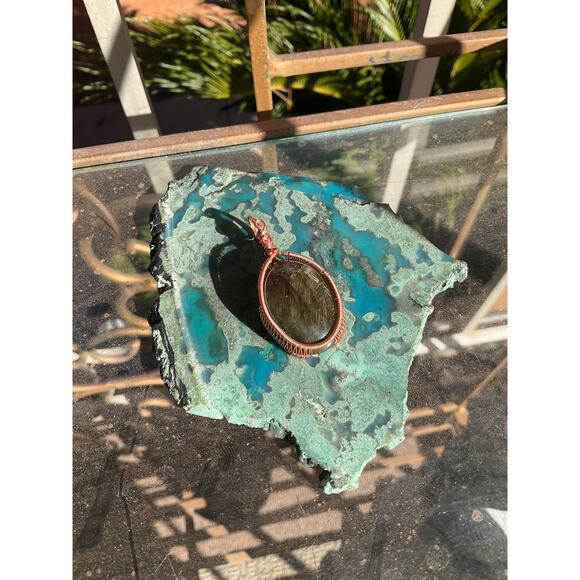 Artisan Purple Labradorite Pendant Copper - Picture 9 of 10
